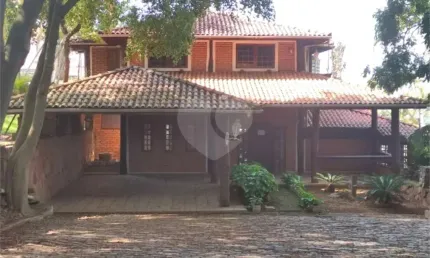 Chácara com 3 quartos à venda em Vila Cremonesi - SP
