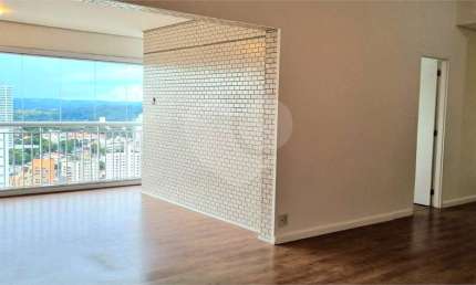 Apartamento com 3 quartos à venda em Jardim Ana Maria - SP