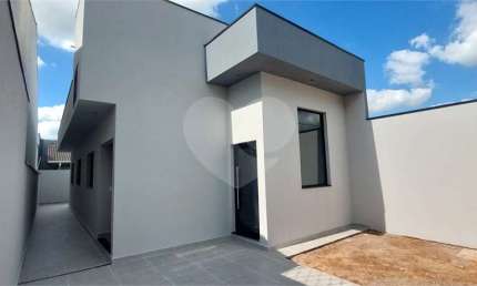 Casa com 3 quartos à venda em Residencial Santa Giovana - SP