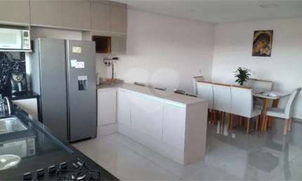Condomínio com 3 quartos à venda em Jardim Promeca - SP