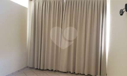 Casa com 3 quartos para alugar na Doutor Pedro Soares De Camargo, Anhangabaú, Jundiaí