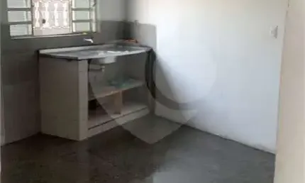 Casa com 2 quartos para locação em Jardim Maria De Fátima - SP