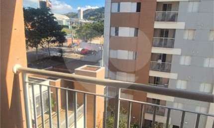 Apartamento com 3 quartos para locação em Parque União - SP