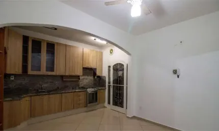Casa térrea com 3 quartos à venda em Cidade Luiza - SP