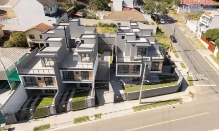 Casa com 3 quartos à venda na Rua Professor José Moscalewski, 15, Pilarzinho, Curitiba, 139 m2 por R$ 869.000