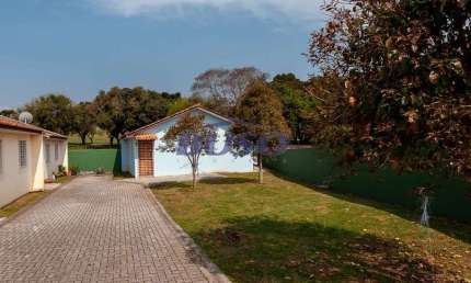 Casa a venda em condominio fechado no Sitio Cercado