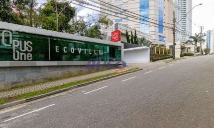 Edificio Opus One, localizado no charmoso Ecoville!