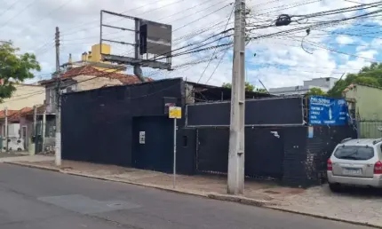 Terreno à venda na Rua Mariante, Rio Branco, Porto Alegre