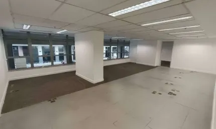 Ponto comercial para alugar na Avenida Ernani do Amaral Peixoto, Centro, Niterói