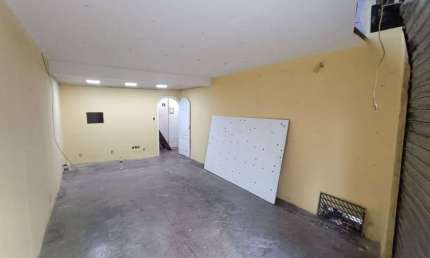 Loja em excelente ponto comercial centro de São Gonçalo
