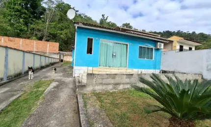 Casa para Venda em Duque de Caxias, Parque A Equitativa, 3 dormitórios, 2 banheiros, 2 vagas