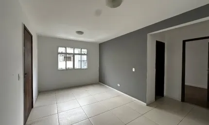 Apartamento bacacheri- rua méxico bem espaçoso e iluminado
