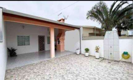 Casa com 2 quartos à venda na Rua Estéfano Swierz, Centro, Guaratuba