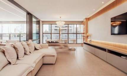 Apartamento com 3 quartos à venda na Rua Caracas, Gleba Palhano, Londrina por R$ 2.350.000