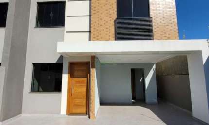 Casa com 3 quartos à venda na Rua Domingos Conrado, Colúmbia, Londrina por R$ 490.000