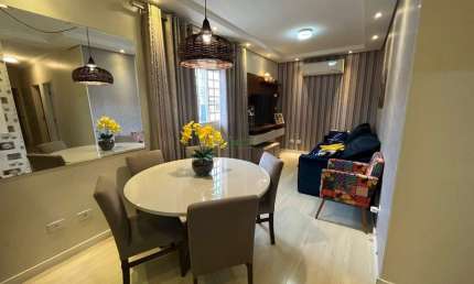 Casa em condomínio fechado com 3 quartos à venda na Rua Irma Thanes, Conjunto Habitacional Santiago II, Londrina por R$ 650.000