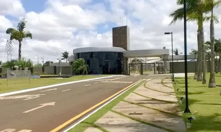 Casa em condomínio fechado com 4 quartos à venda na Rua Alcides Turini, Sun Lake Residence, Londrina por R$ 3.200.000