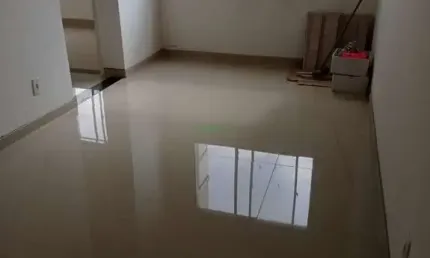 Apartamento com 2 quartos à venda na Rua Trento, Jardim Montecatini, Cambé por R$ 160.000