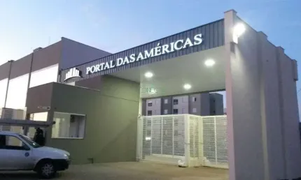Apartamento com 2 quartos à venda na Rua Humberto Moreschi, Residencial Golden Park, Cambé por R$ 230.000