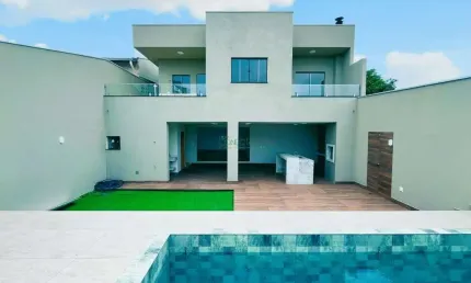 Casa com 3 quartos à venda na Rua Jaú, Caravelle, Londrina por R$ 1.290.000