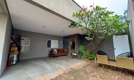 Casa em condomínio fechado com 3 quartos à venda na Rua Rudolph Diesel, Jardim Tókio, Londrina por R$ 790.000
