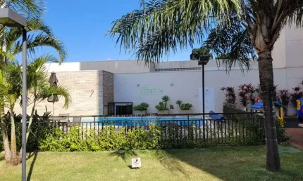Apartamento com 3 quartos à venda na Avenida José Gabriel de Oliveira, Aurora, Londrina por R$ 430.000