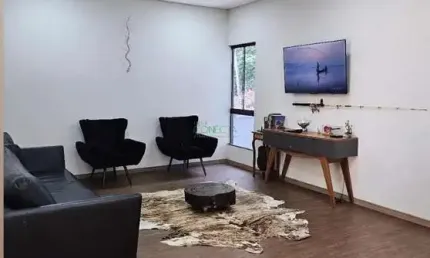 Casa com 7 quartos à venda na Rua Prudente de Morais, Champagnat, Londrina por R$ 1.800.000