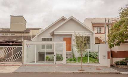 Casa com 2 quartos à venda na Rua Professora Delvina Borges, Universitário, Londrina por R$ 1.290.000
