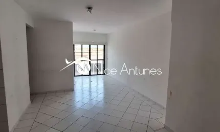 Otima oportunidade , 2 quartos , 1 suite , 1 vaga e a 300 metros da praia !!