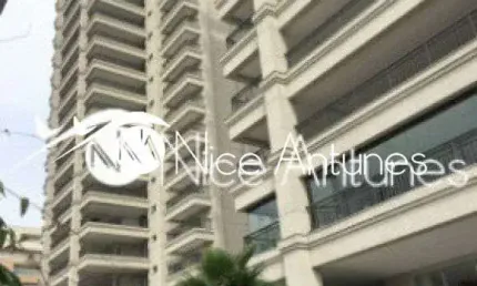 Apartamento próximo a Braz Leme, 4 suítes, 5 vagas de garagem, lazer completo.