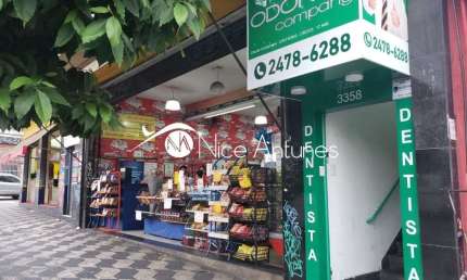 Prédio comercial alugado para loja de doces e clinica dentaria andar de cima!