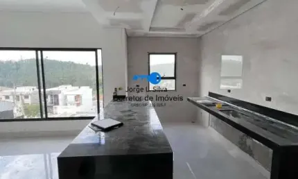 Sobrados de Alto Padrão 3 Suítes com varandas e Piscina Portal 3 !