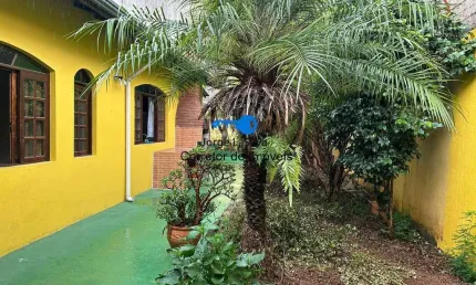 Casa Grande 180m2 A/C   3 Dormitórios 3 WC  3 Vagas Coberta e Churrasqueira