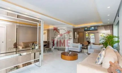 Triplex mobiliado com piscina aquecida e lareira à venda no barreirinha