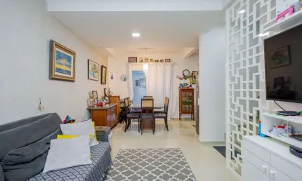 Sobrado com 3 dormitórios à venda, 87 m² por R$ 457.999,00 - Santa Cândida - Curitiba/PR