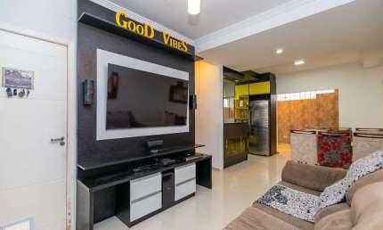 Sobrado com 3 dormitórios à venda, 98 m² por R$ 619.800,00 - Santa Cândida - Curitiba/PR