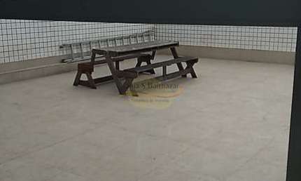 Casa Sobreposta Alta - Bairro Centro - São Vicente/SP