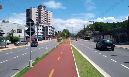 Sobrado com 2 dormitórios à venda, por r$ 3.000.000 - canto do forte - praia grande/sp