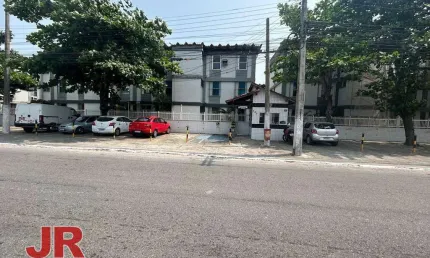 Apartamento com 2 dormitórios à venda, 49 m² por R$ 360.000 - Braga - Cabo Frio/RJ