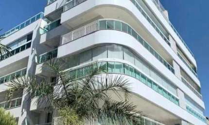 Cobertura com 3 dormitórios à venda, 240 m² por R$ 1.600.000,00 - São Bento - Cabo Frio/RJ