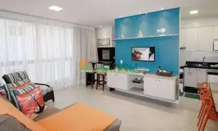 Apartamento 200mts do mar da praia do centro de Bombinhas