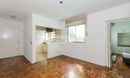 Apartamento com 1 quarto à venda na avenida praia de belas, 612, praia de belas, porto alegre, 44 m2 por r$ 215.000