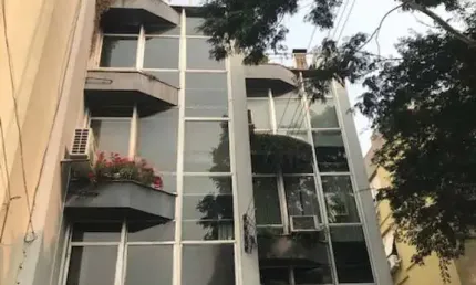Sala comercial à venda na avenida plínio brasil milano, 289, higienópolis, porto alegre, 37 m2 por r$ 159.890