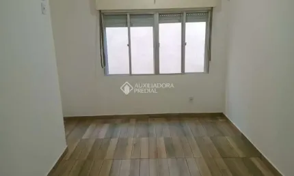 Apartamento com 1 quarto à venda na Avenida Caçapava, 136, Petrópolis, Porto Alegre, 32 m2 por R$ 190.000