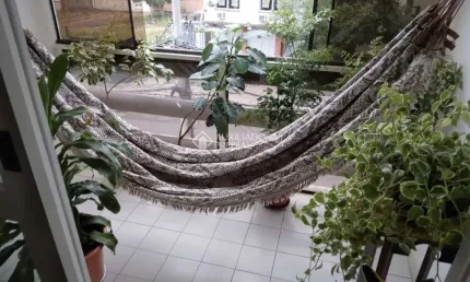 Apartamento com 2 quartos à venda na Rua Valparaíso, 1015, Jardim Botânico, Porto Alegre, 60 m2 por R$ 480.000
