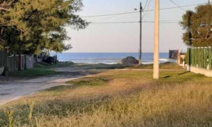 Casa com 3 quartos à venda na Begônia, 2876, Centro, Cidreira, 144 m2 por R$ 233.200