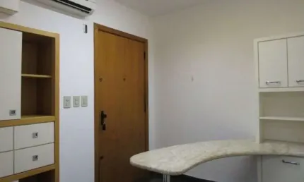 Sala comercial à venda na Avenida Taquara, 586, Petrópolis, Porto Alegre, 39 m2 por R$ 220.000