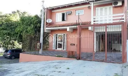 Casa com 3 quartos à venda na Rua Doutor Luiz da Silva Flores, 16, Teresópolis, Porto Alegre, 100 m2 por R$ 580.000