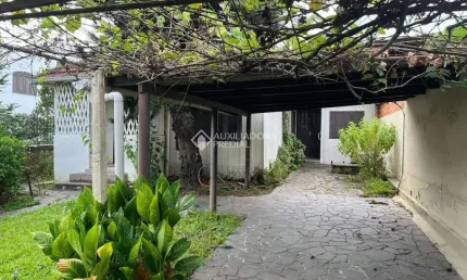 Casa com 2 quartos à venda na Rua Rezende Costa, 197, Sarandi, Porto Alegre, 74 m2 por R$ 290.000