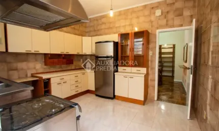 Casa em condomínio fechado com 3 quartos à venda na Rua Artigas, 214, Petrópolis, Porto Alegre, 312 m2 por R$ 954.000